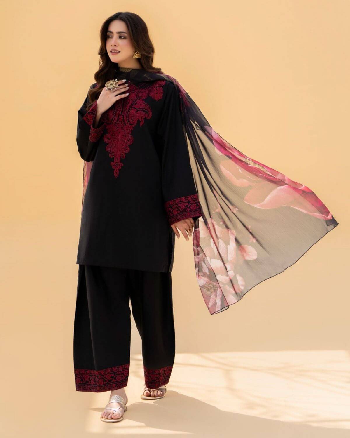 Laam Dhanak Embroidered 3 Piece | LM100