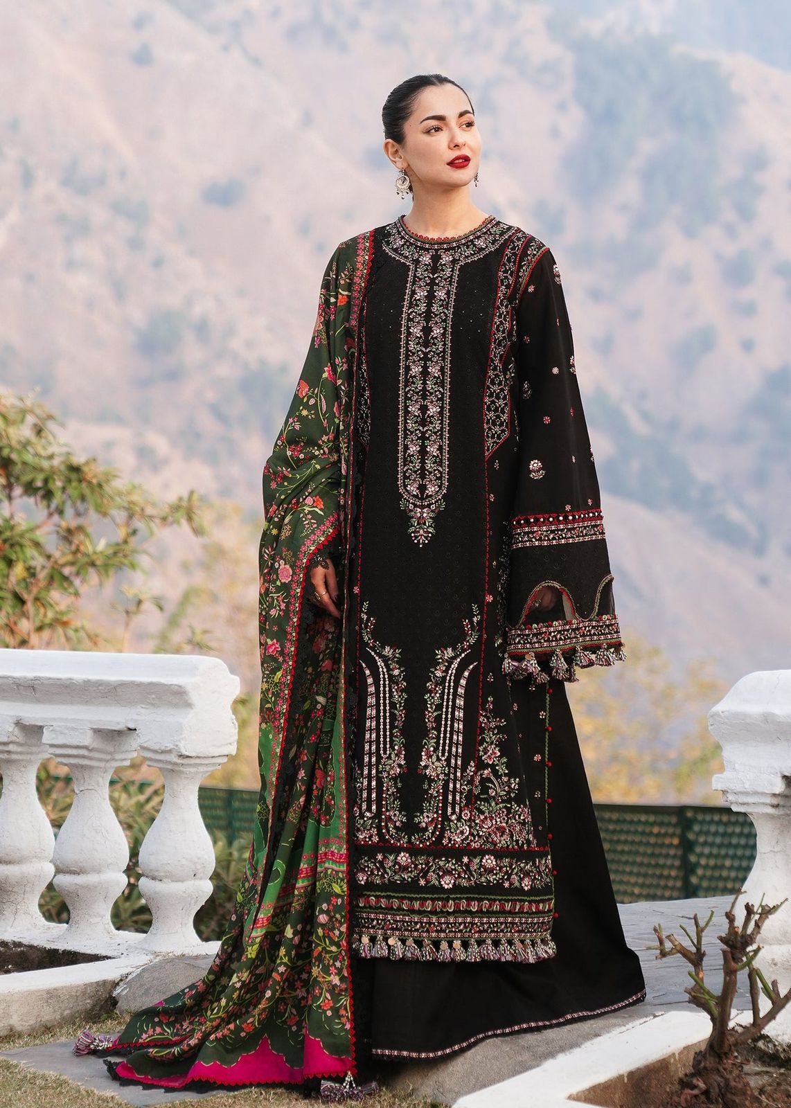 Hussain Rehar Dhanak Embroidered 3 Piece | HR107
