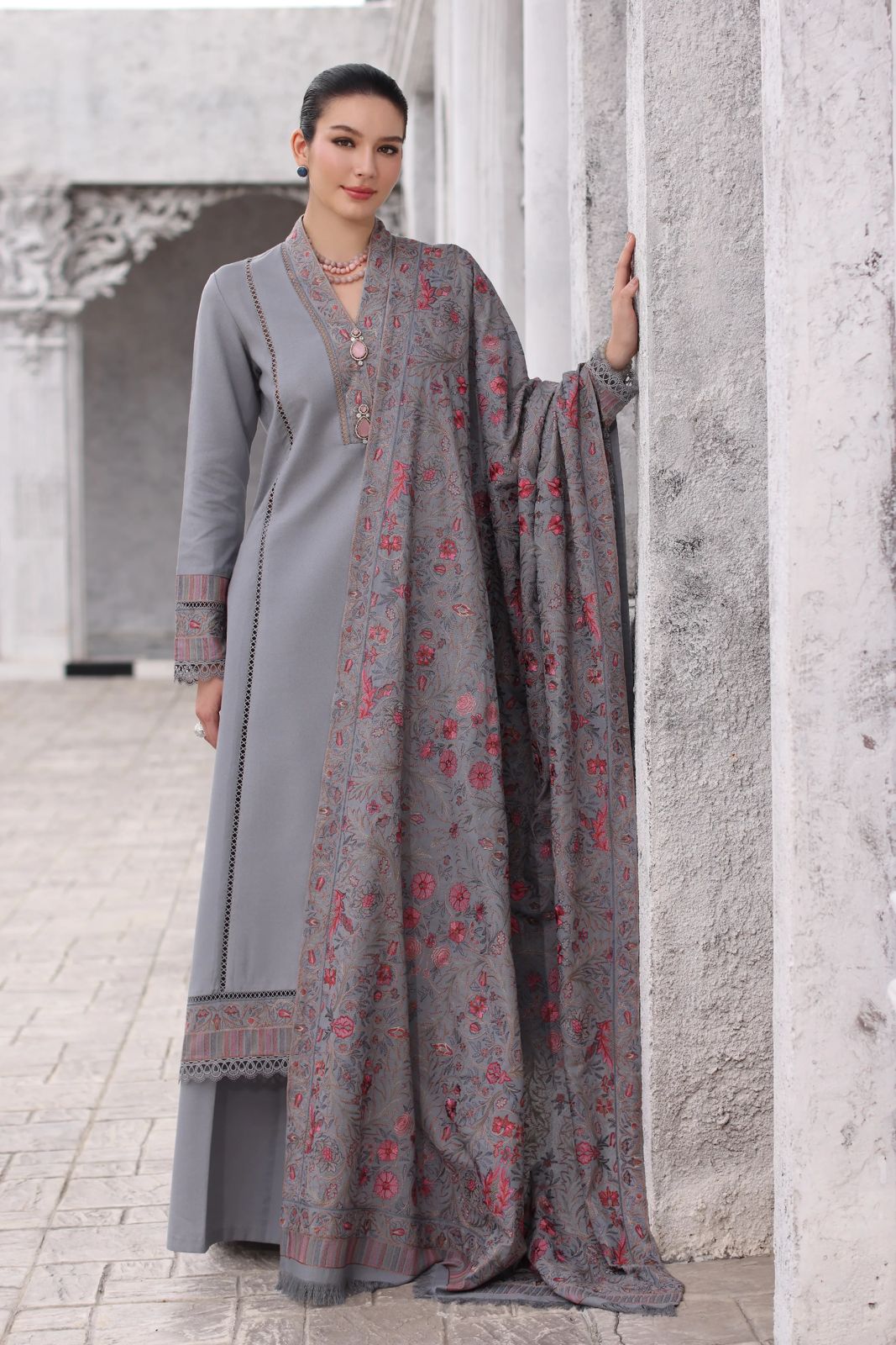 Bareeze Dhanak Embroidered 3 Piece | BZ103