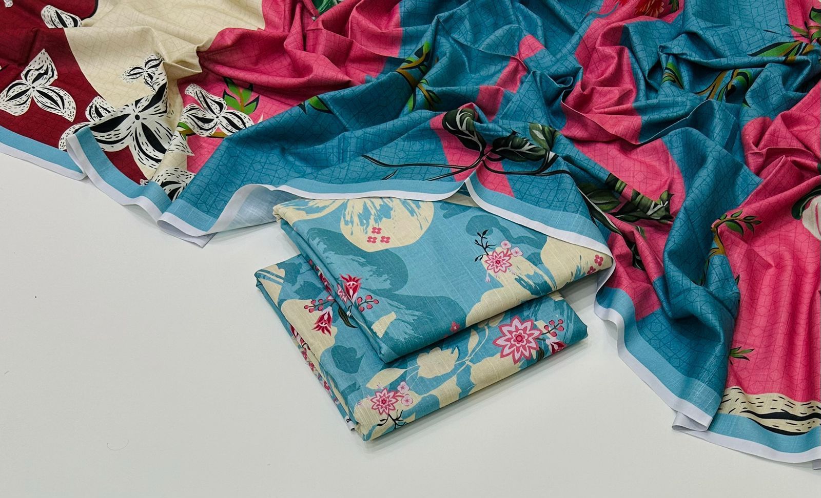 Maria.B Khaddar Digital Printed 3 Piece | MB160