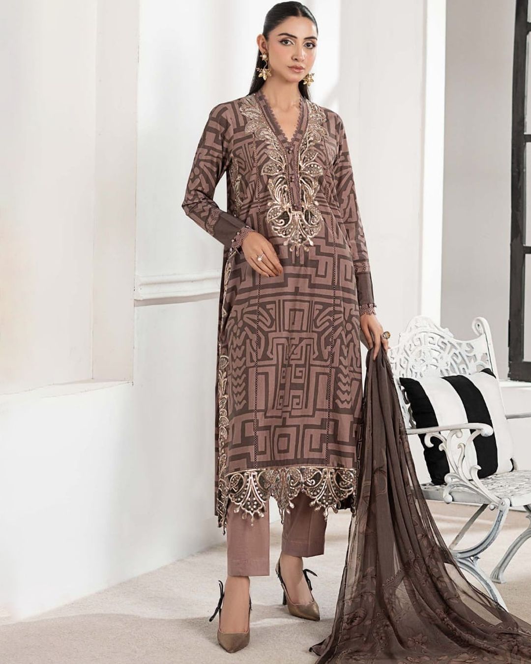 Maria B Lawn Embroidered 3 Piece | MB114