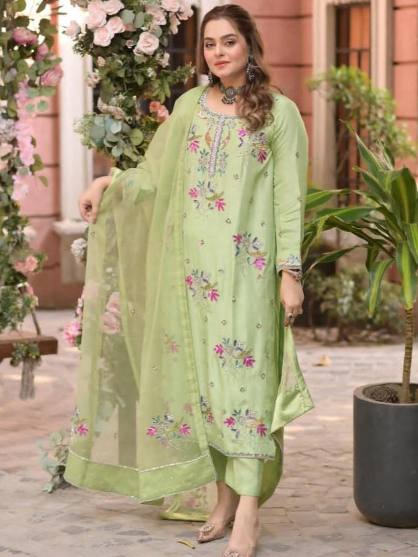 Aneela Lawn Embroidered 3 Piece | AN125