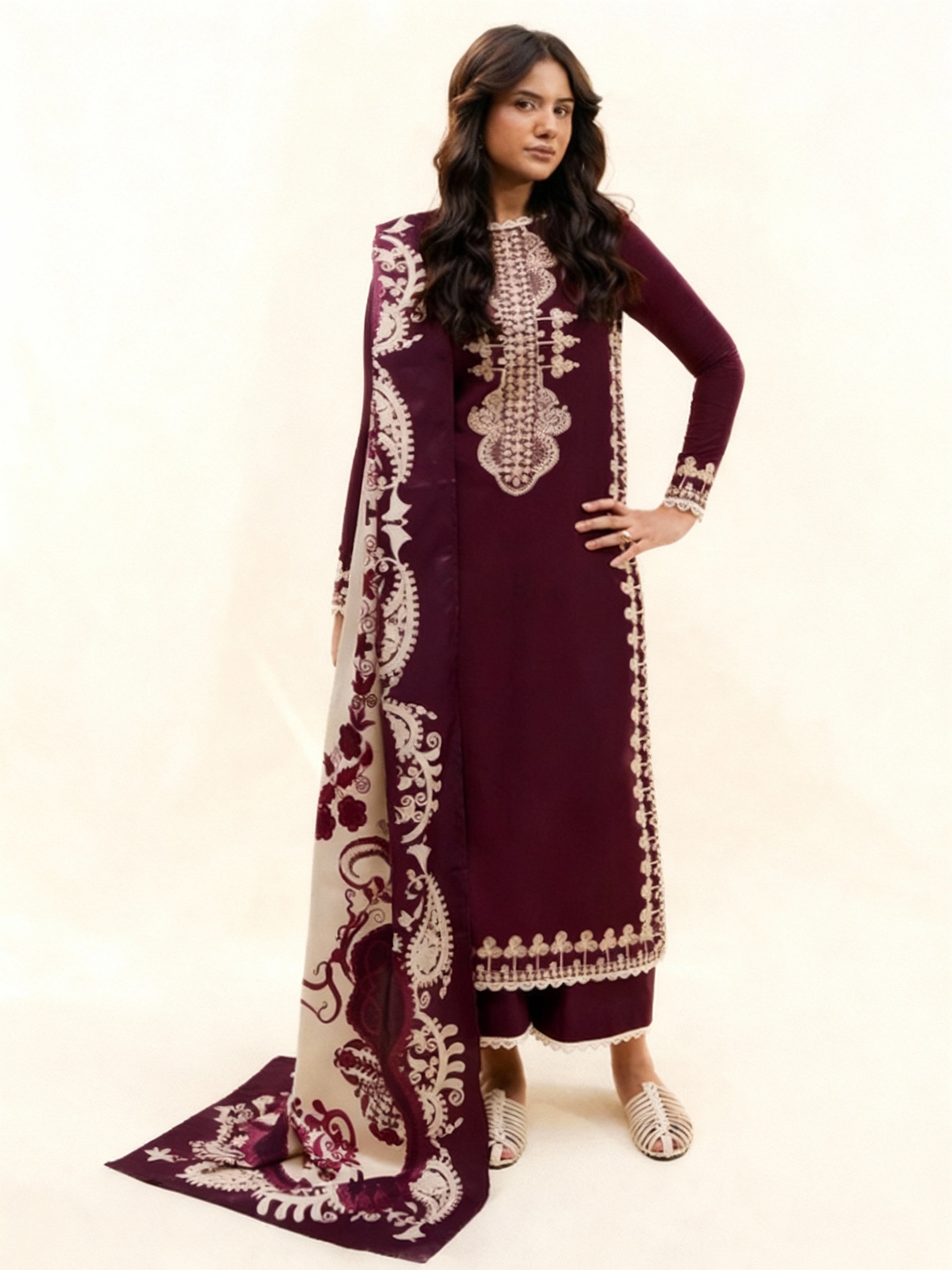 Maryam.N.M Dhanak Embroidered 3 Piece | MM100