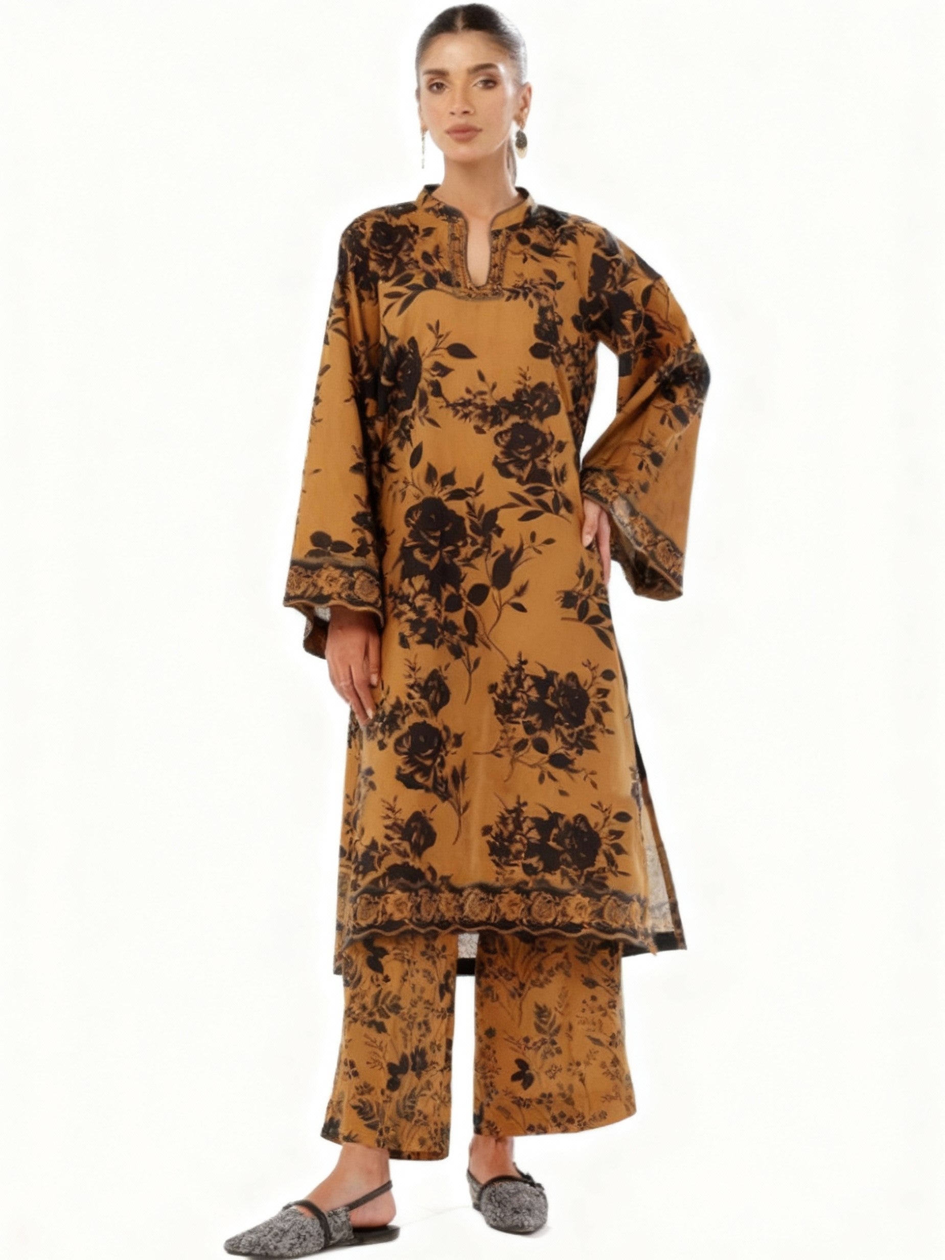 Iznik Khaddar Embroidered 3 Piece | IZ128