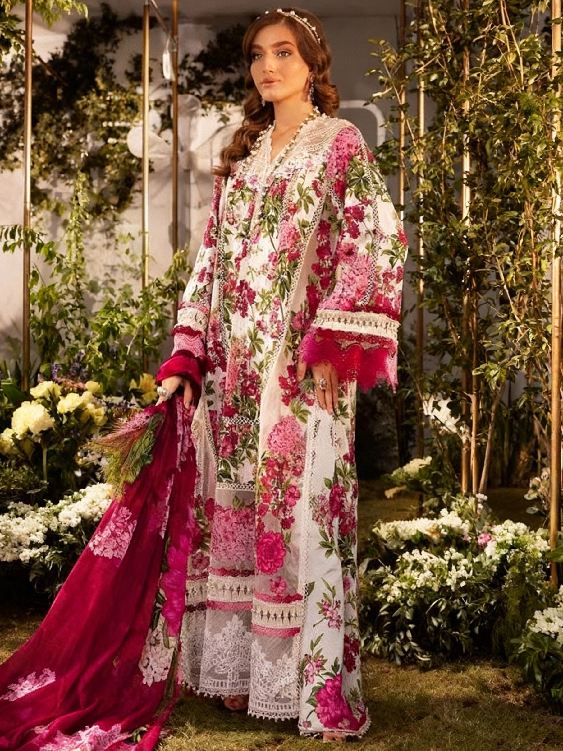 Iznik Khaddar Embroidered 3 Piece | IZ142