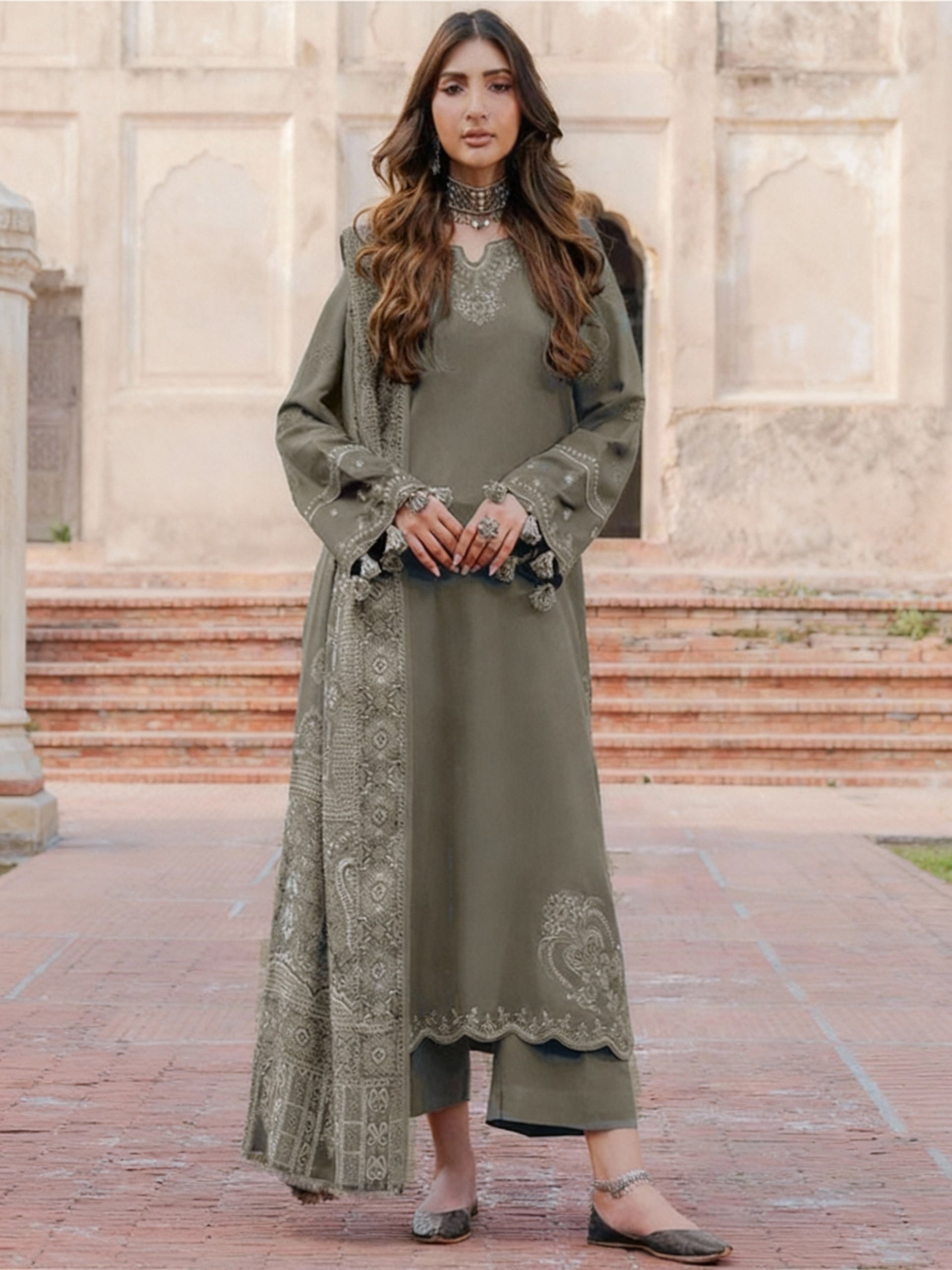 Zara Dhanak Embroidered 3 Piece | ZR119