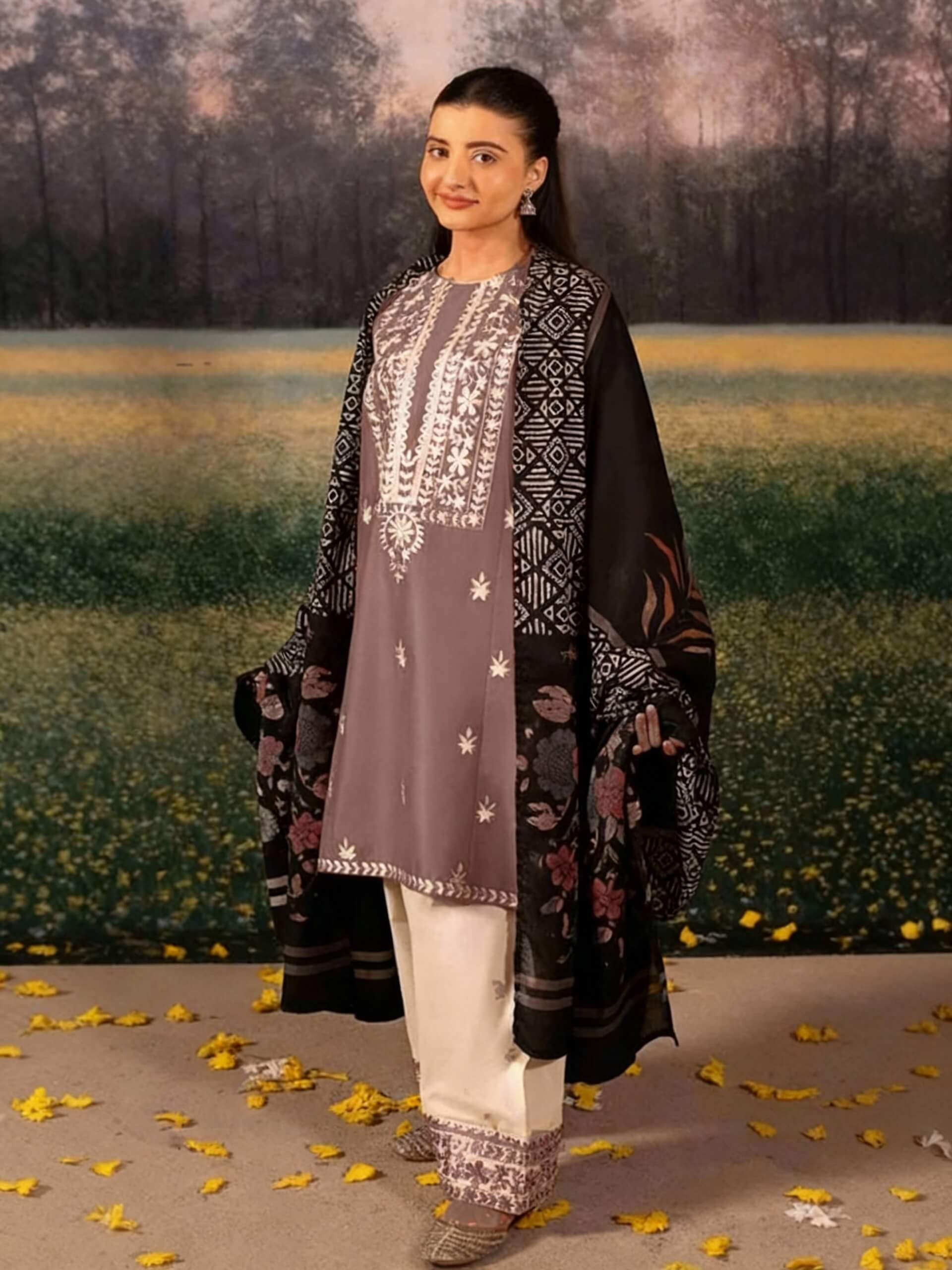 Laam Dhanak Embroidered 3 Piece | LM103