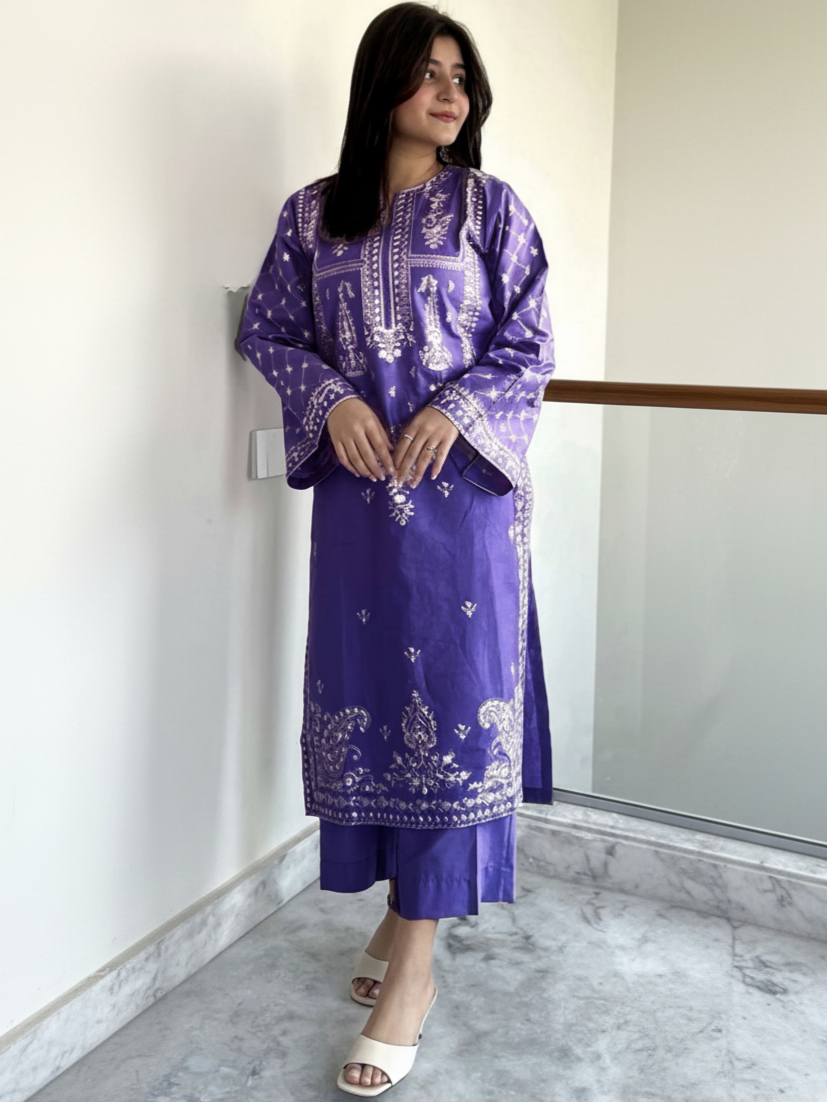 Umzay Dhanak Embroidered 2 Piece | UY100