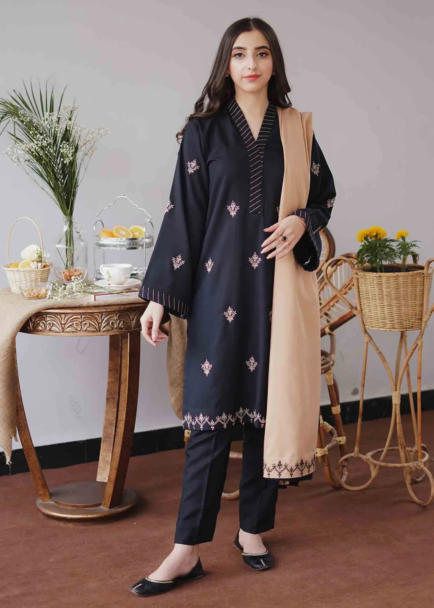 Aisling Dhanak Embroidered 3 Piece | AL102